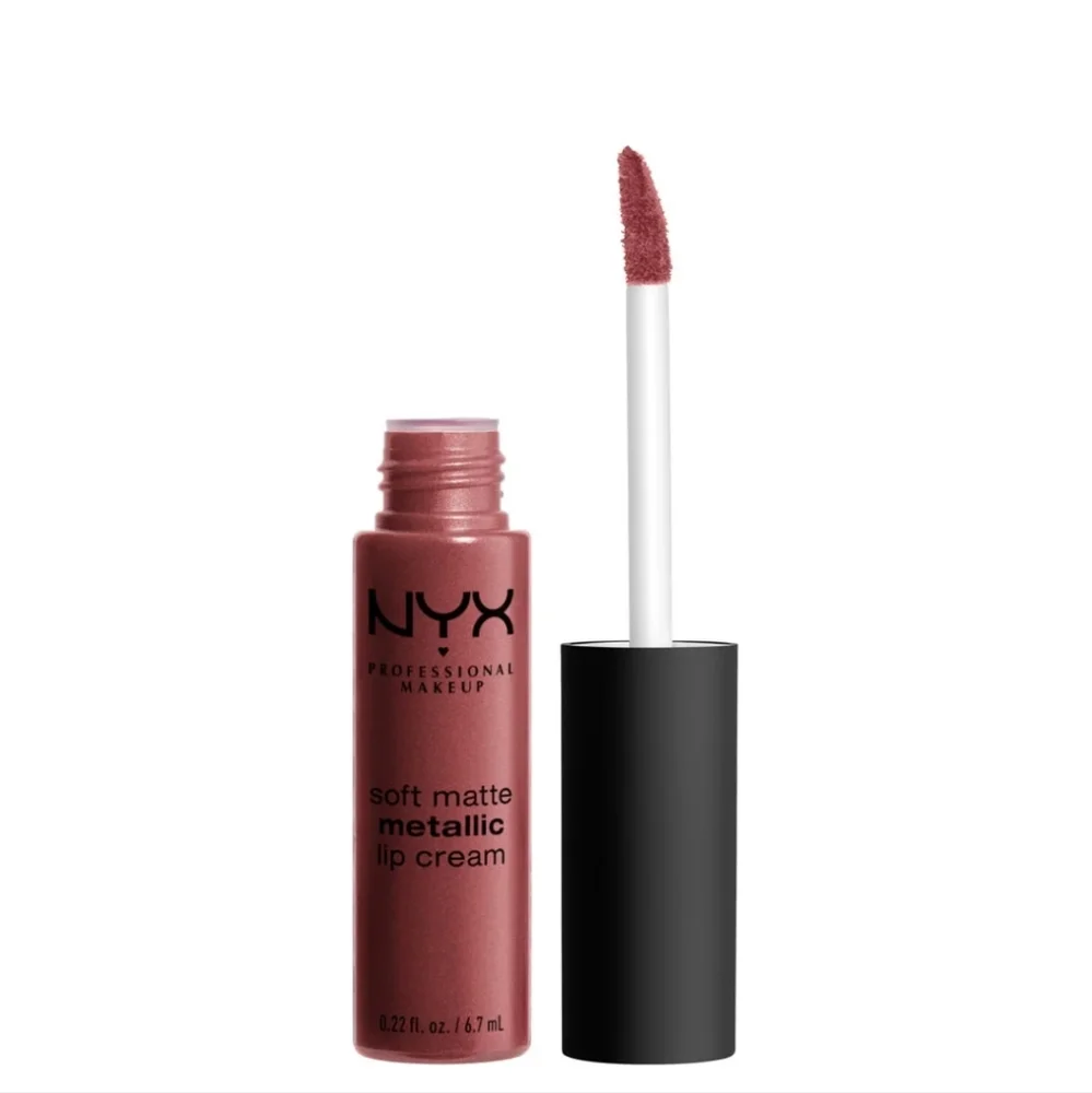2 x NYX METALLIC Makeup Soft Matte Metallic Lip Cream, Rome